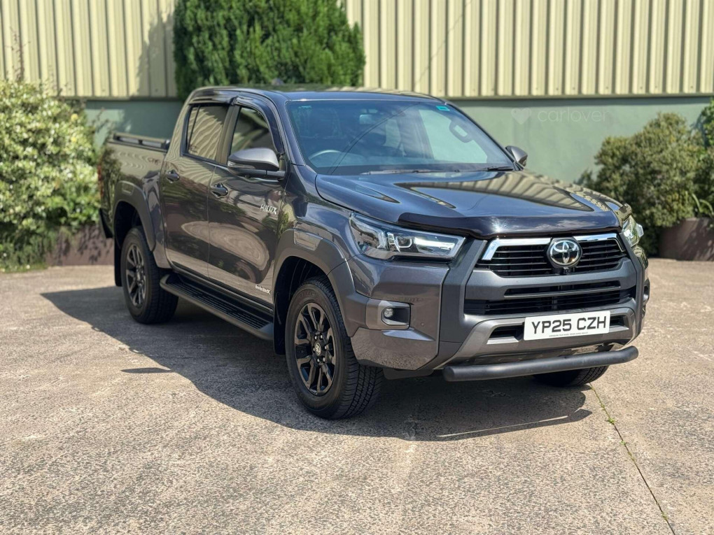 Toyota Hilux Diesel hybrid Pickup in Hillsborough