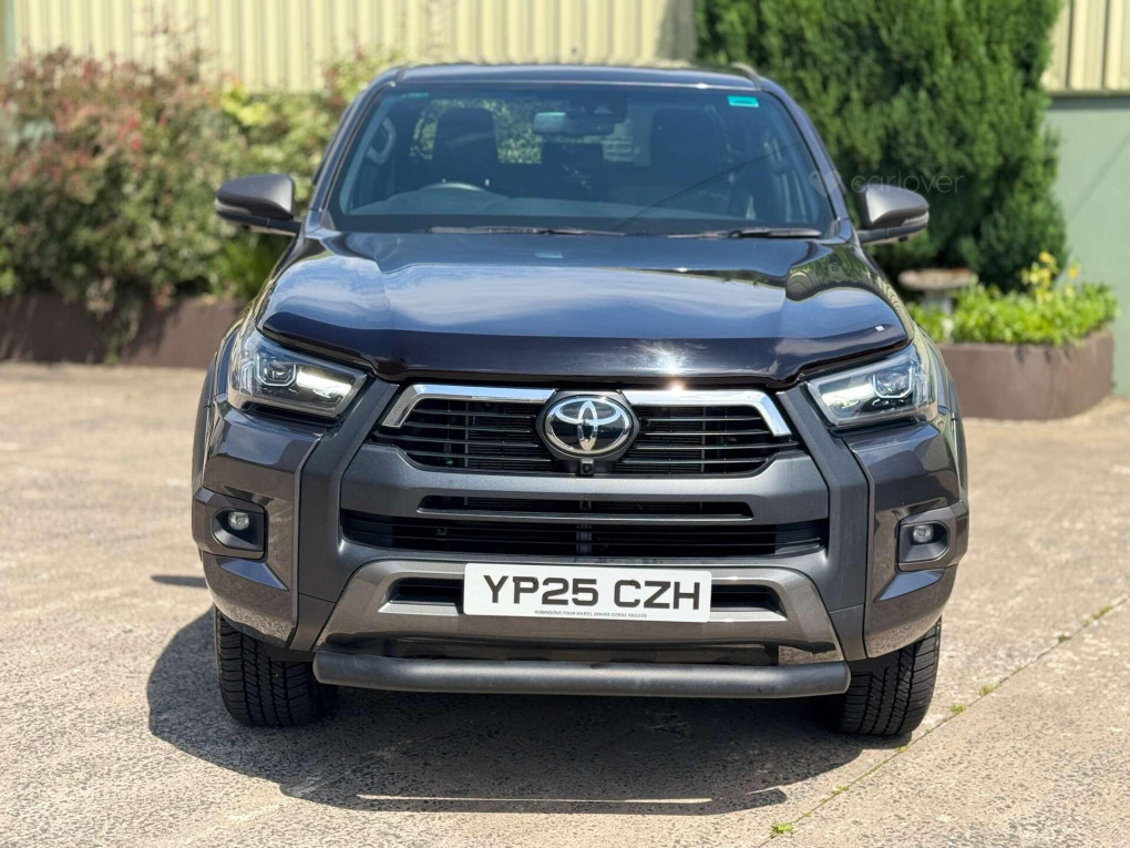 Toyota Hilux Diesel hybrid Pickup in Hillsborough