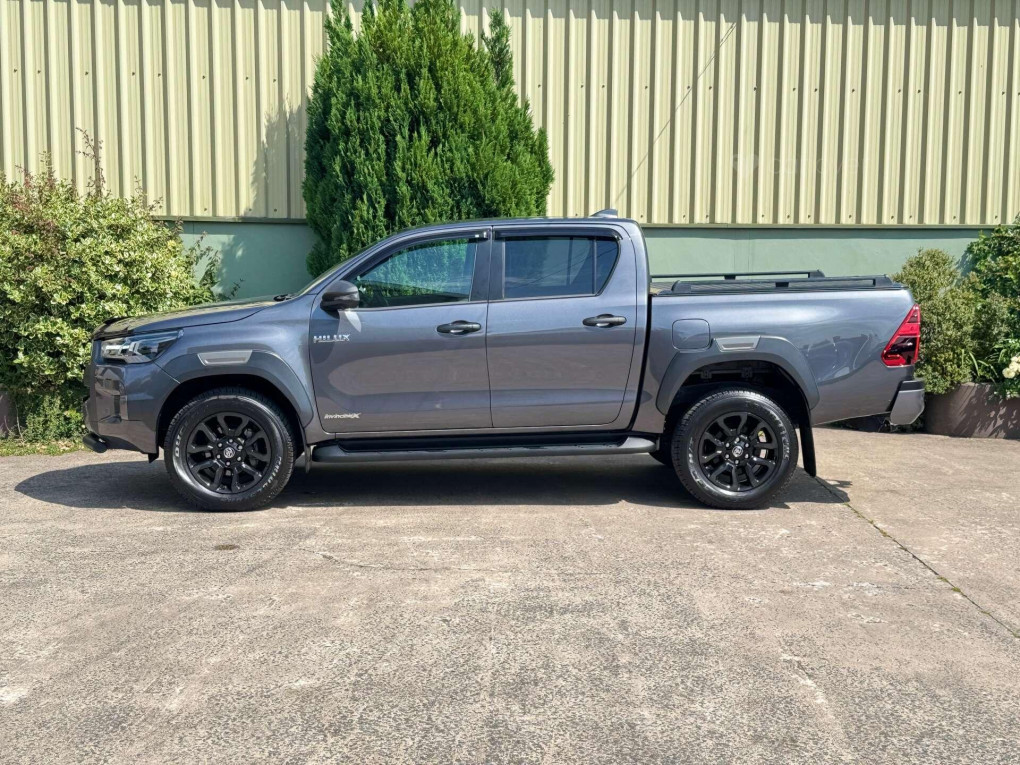 Toyota Hilux Diesel hybrid Pickup in Hillsborough