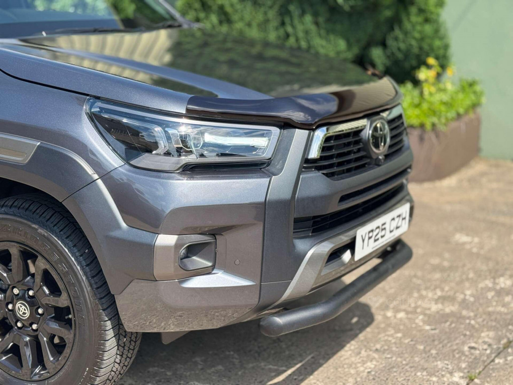 Toyota Hilux Diesel hybrid Pickup in Hillsborough
