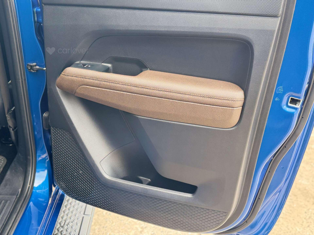 Volkswagen Amarok Diesel Pickup in Hillsborough