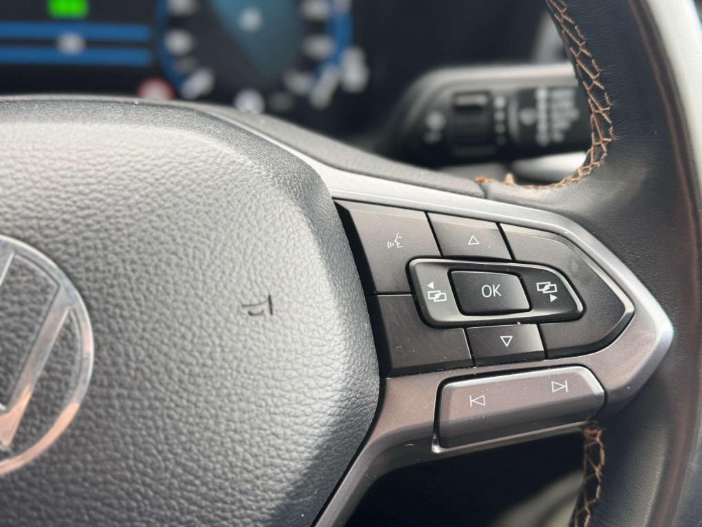 Volkswagen Amarok Diesel Pickup in Hillsborough