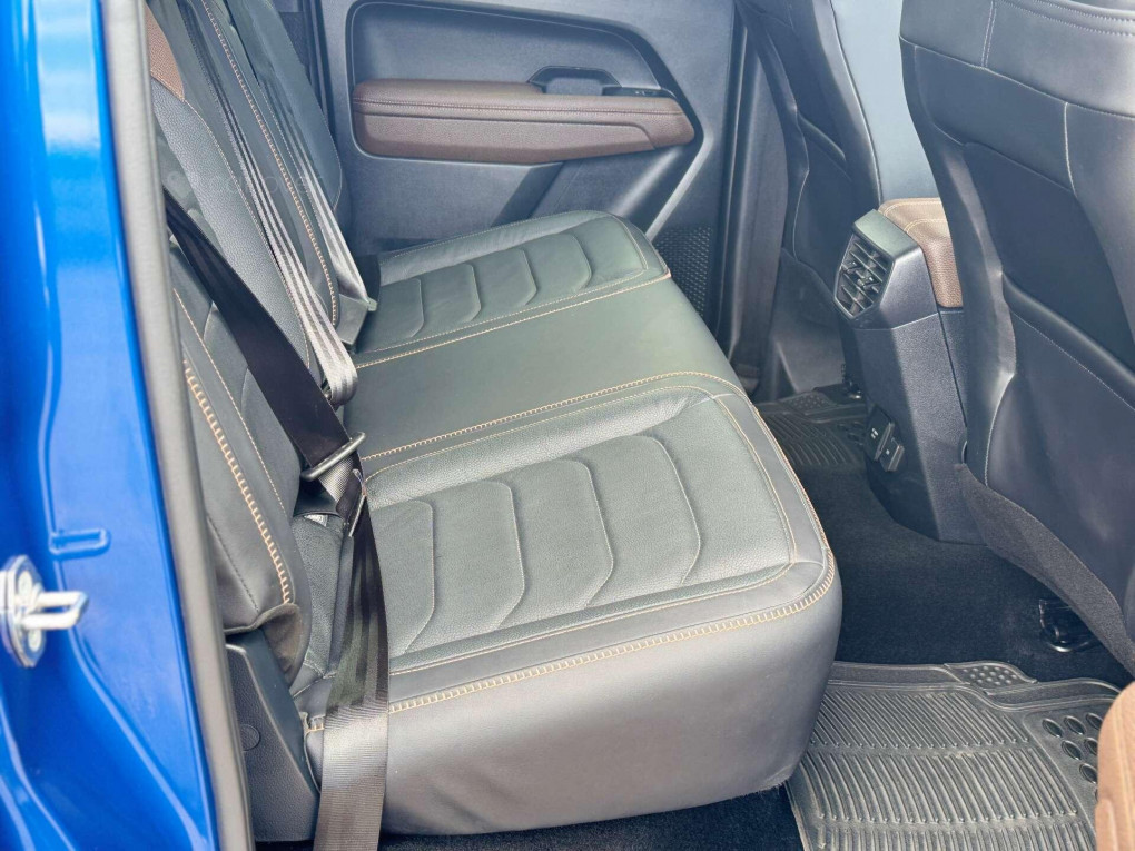 Volkswagen Amarok Diesel Pickup in Hillsborough