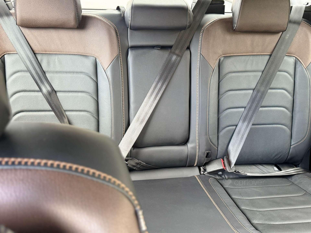 Volkswagen Amarok Diesel Pickup in Hillsborough