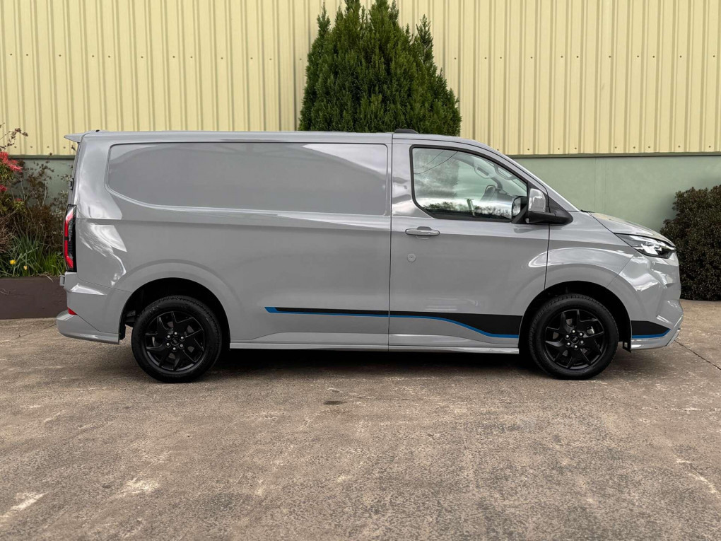 Ford Transit Custom Diesel Commercial in Hillsborough