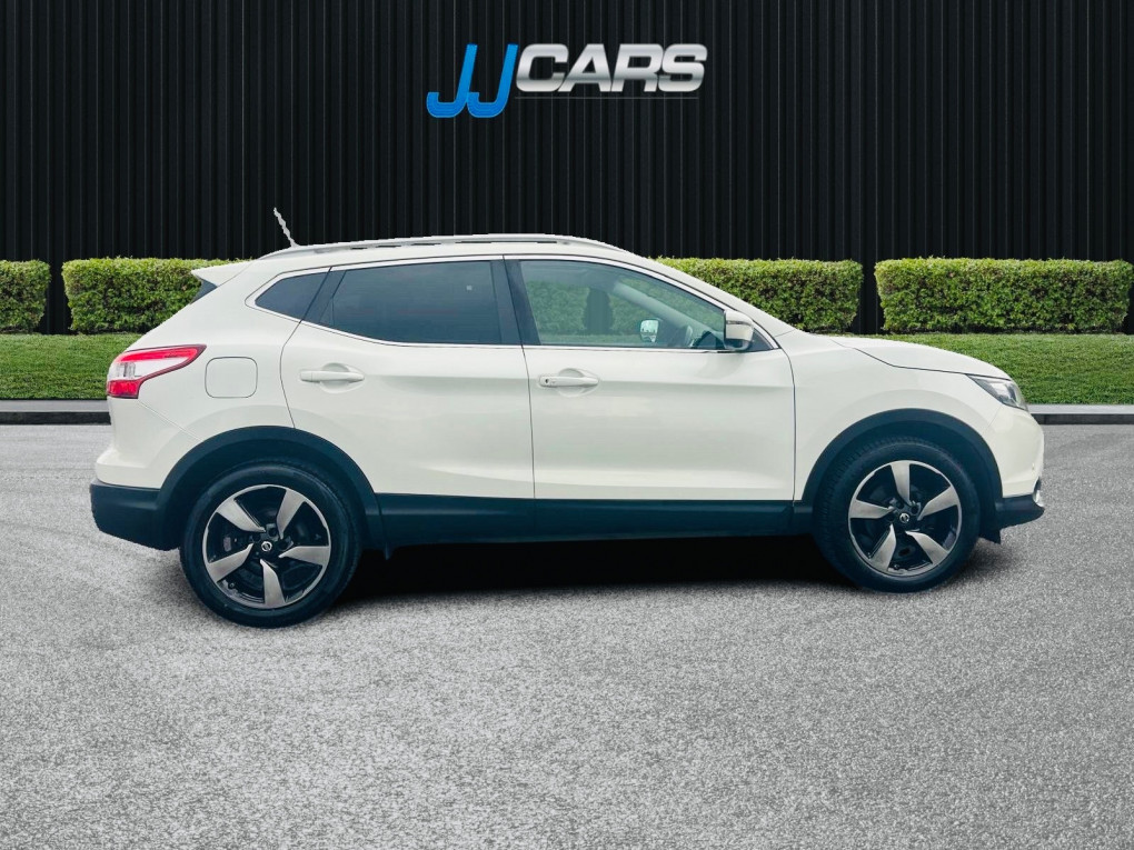 Nissan Qashqai Diesel SUV in Rathfriland