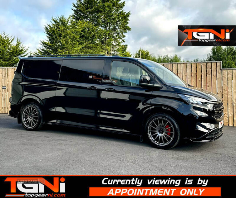 2025 Ford Transit Custom