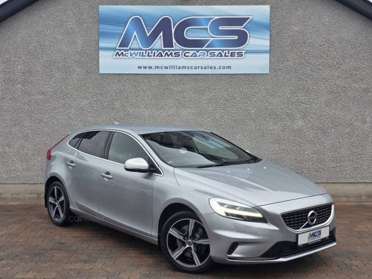 2017 Volvo V40
