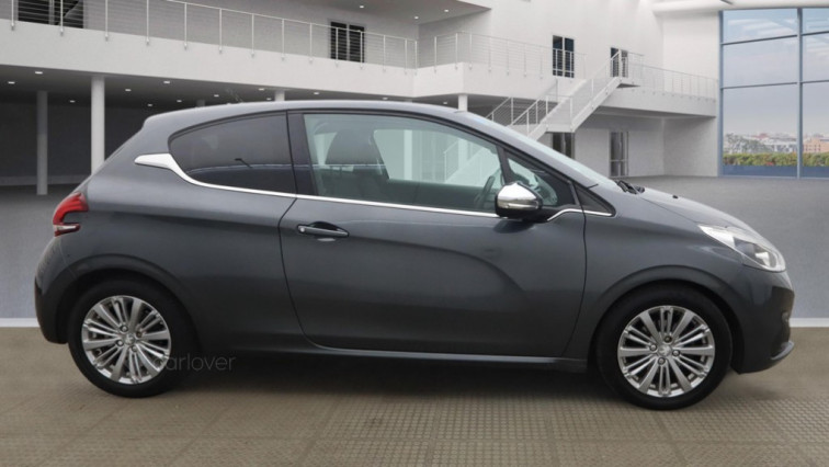 2015 Peugeot 208
