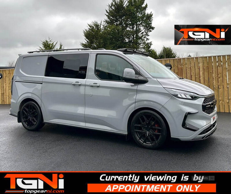 2025 Ford Transit Custom