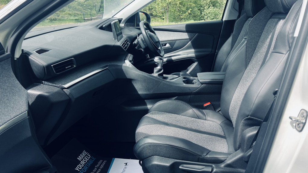 Peugeot 3008 Petrol SUV in Downpatrick