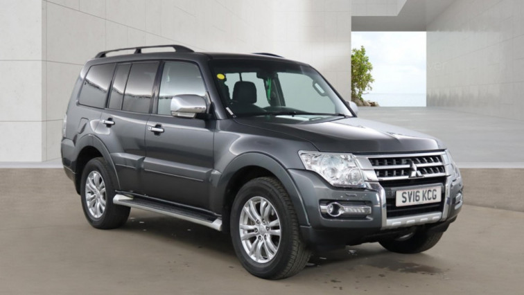 2016 Mitsubishi Shogun