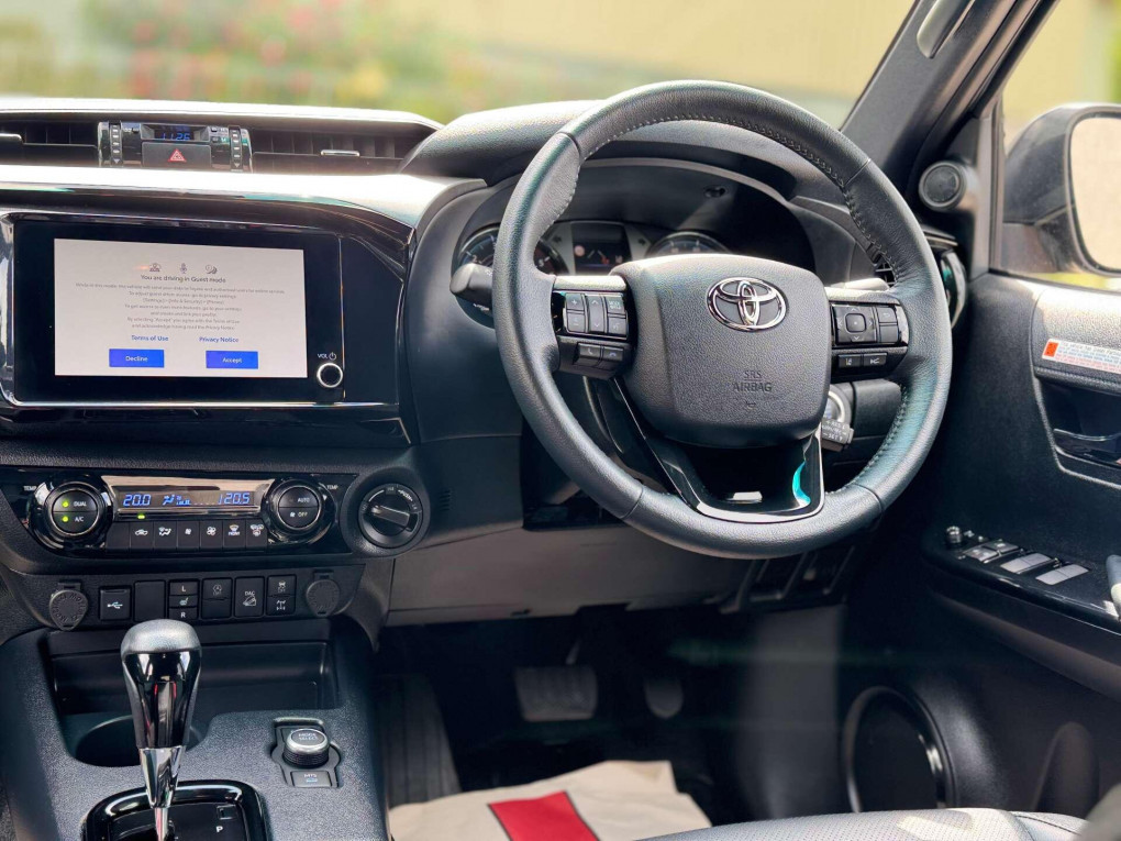 Toyota Hilux Diesel hybrid Pickup in Hillsborough