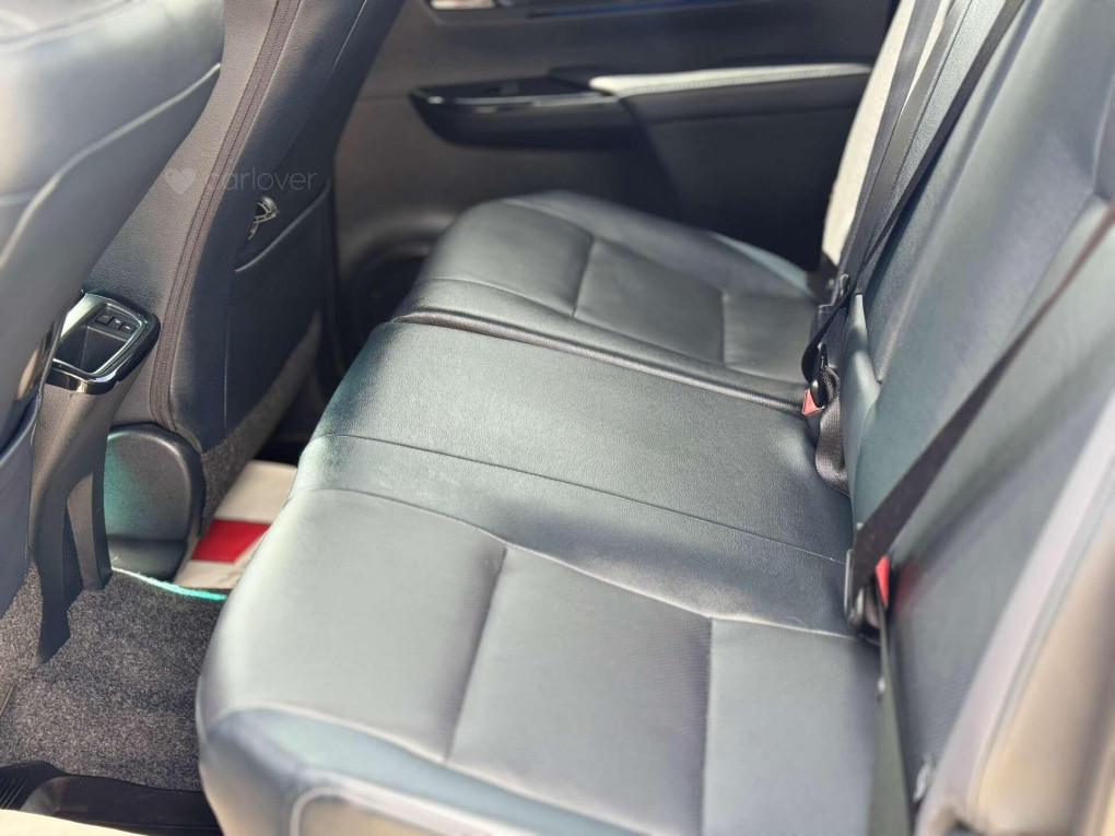Toyota Hilux Diesel hybrid Pickup in Hillsborough