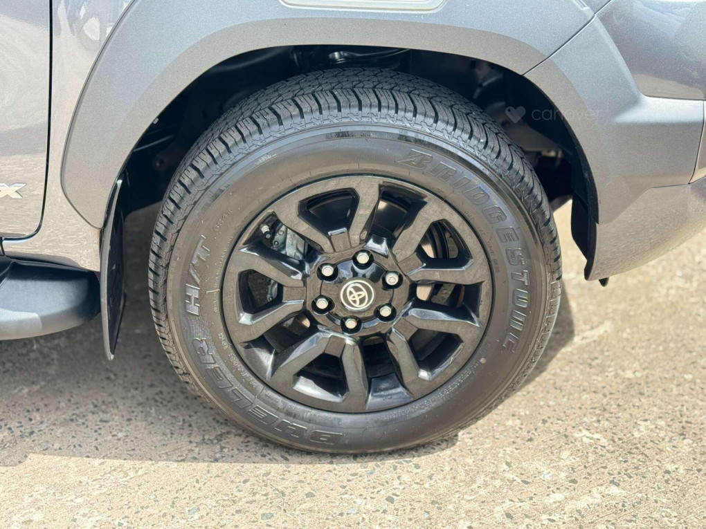 Toyota Hilux Diesel hybrid Pickup in Hillsborough