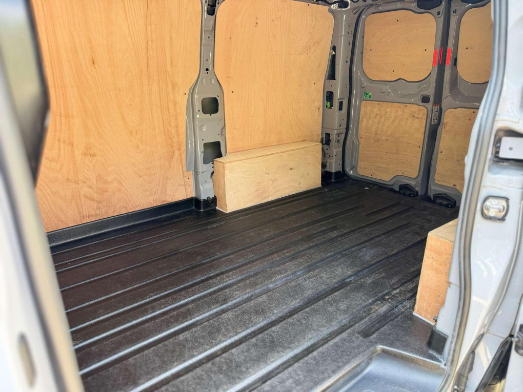 Ford Transit Custom Diesel Commercial in Hillsborough