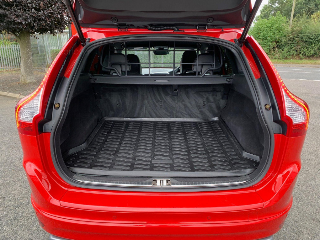 Volvo XC60 Diesel SUV in Newtownabbey