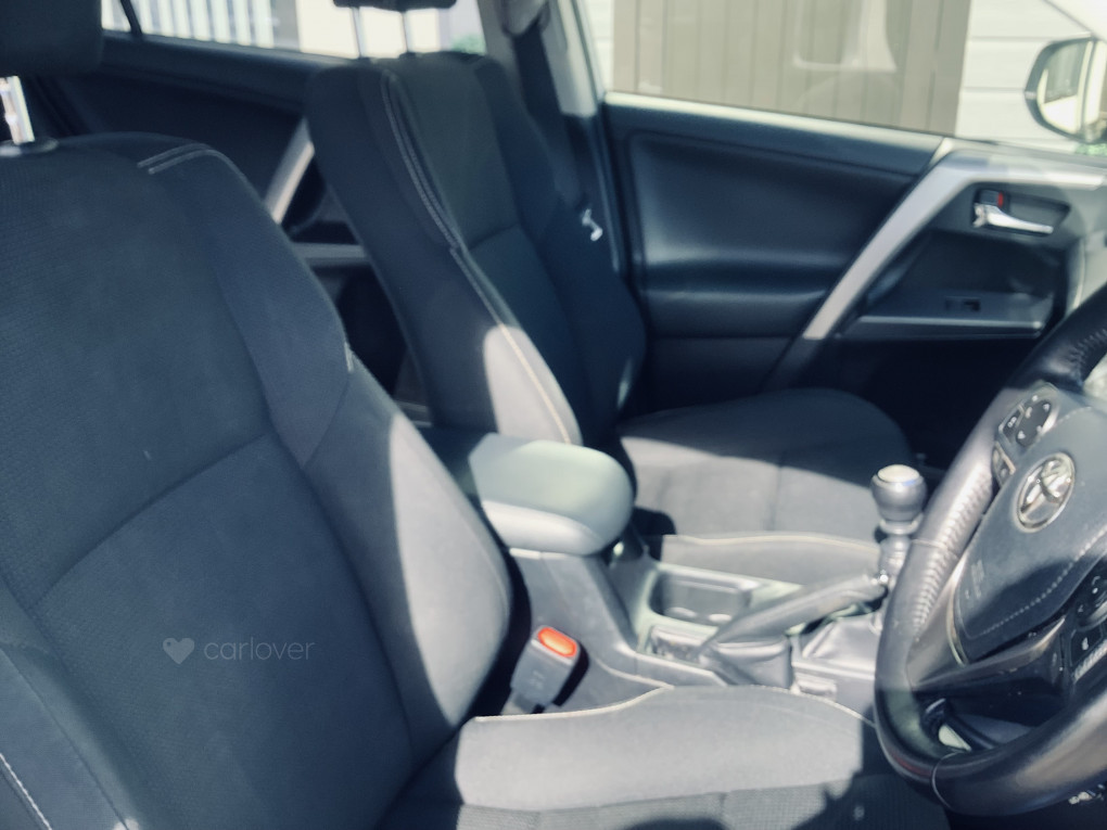 Toyota RAV4 Diesel SUV in Newry