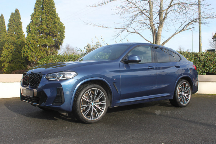 2022 BMW X4
