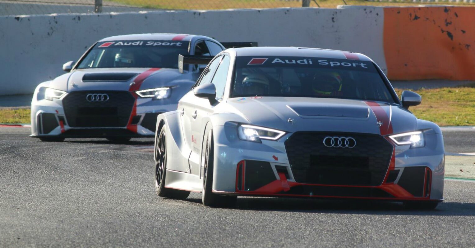 Audi entrega coches nuevos al FC Barcelona