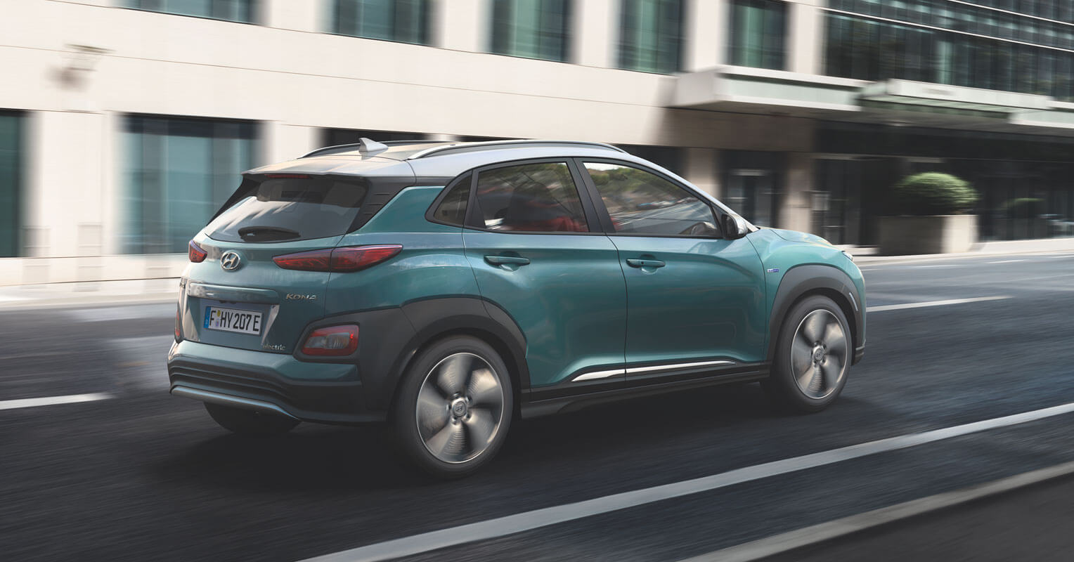 Hyundai Kona eléctrico trasera