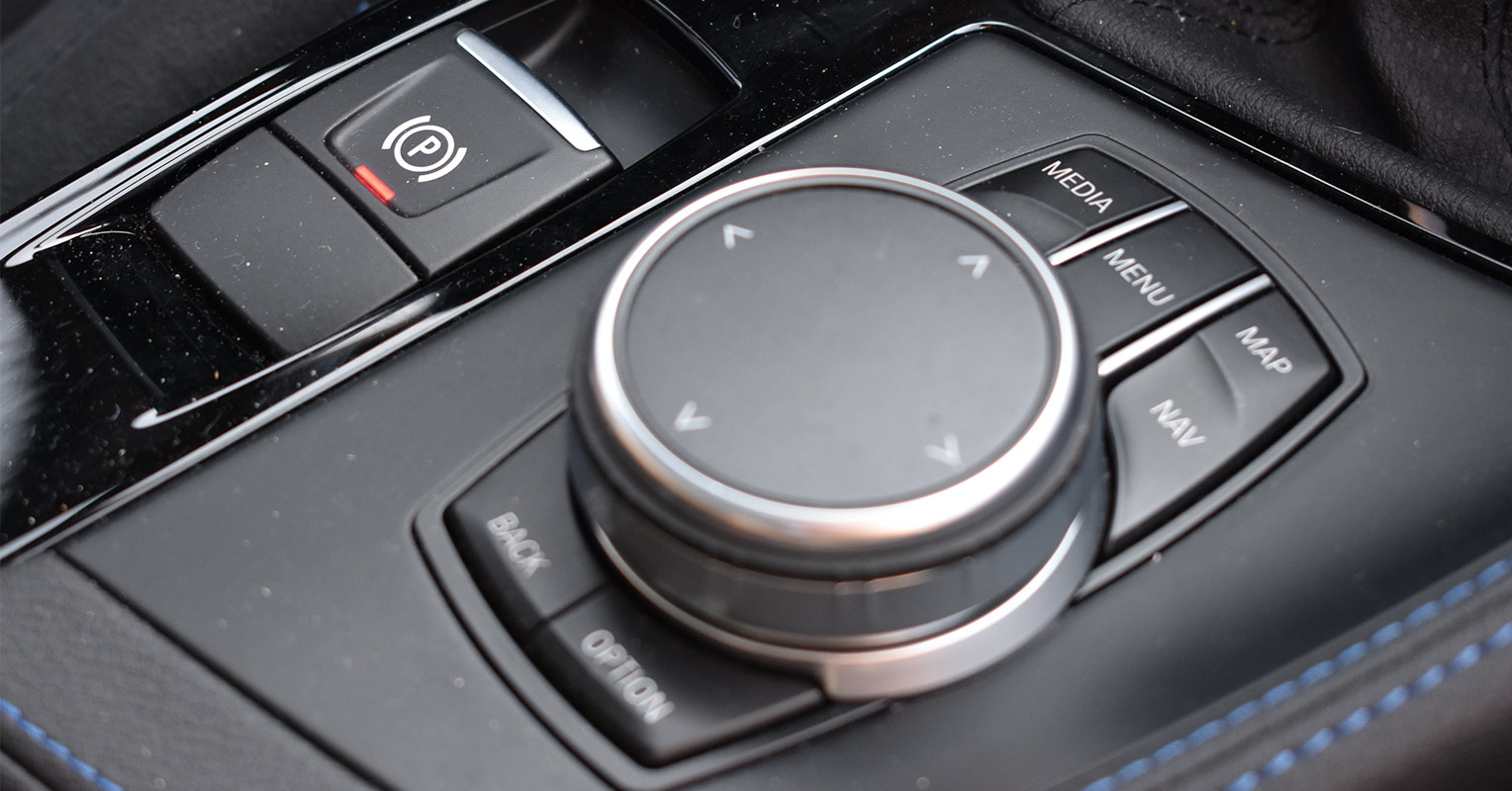 Mando iDrive del BMW X2