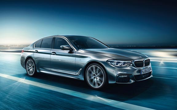 <b>Nuova BMW Serie 5 Berlina 520d</b>