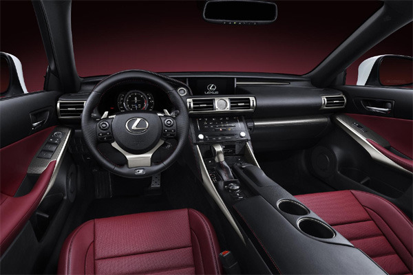 2013 Lexus IS UK pricing and specifications | carwow