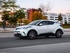 טויוטה C-HR היברידי 2016 - 2017 פנאי שטח  -  שנהב לבן  - מבט מלפנים