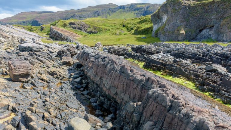 Irish Geological Association fieldtrip to Mull and Iona