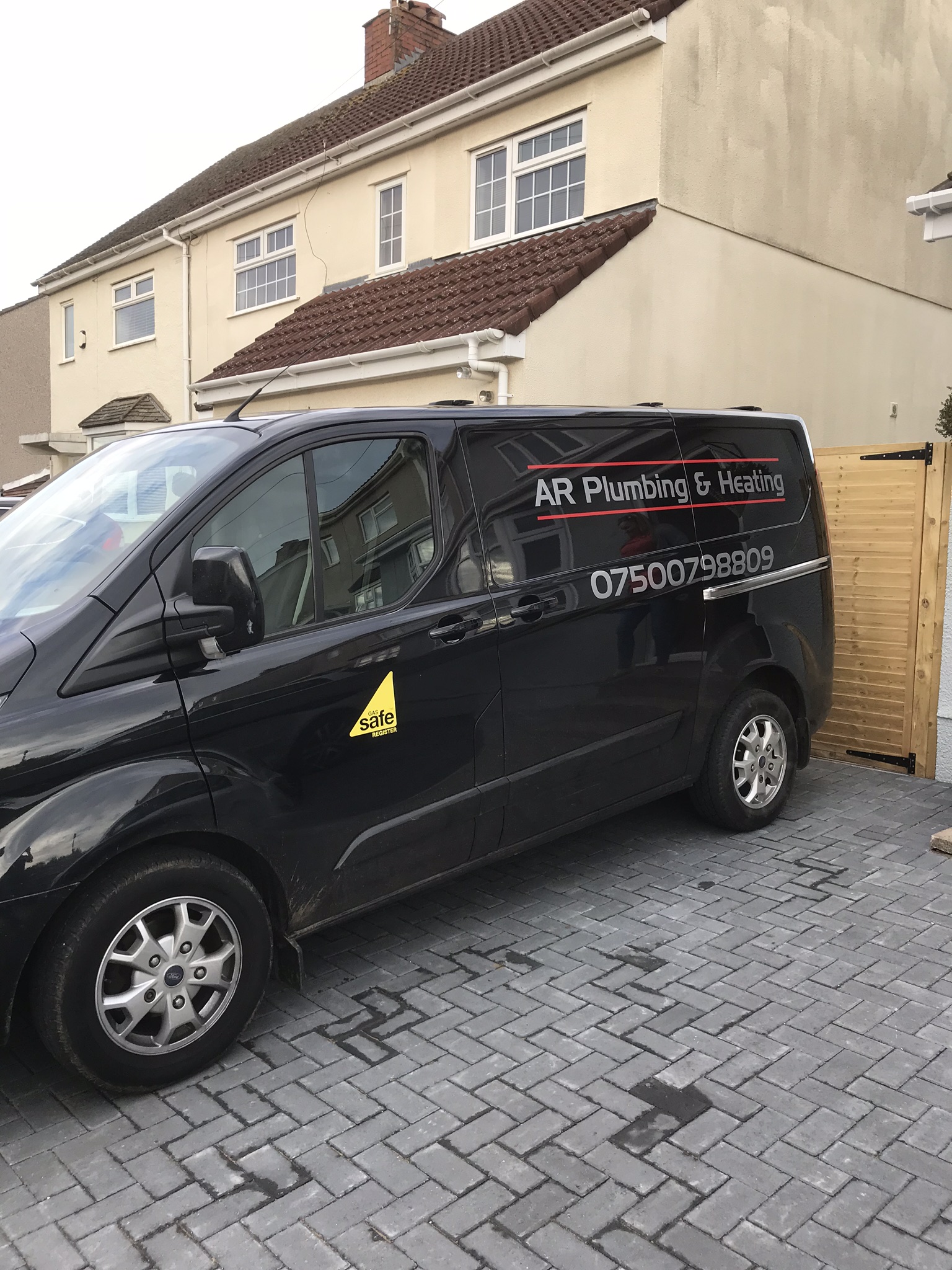 A R Plumbing and Heating