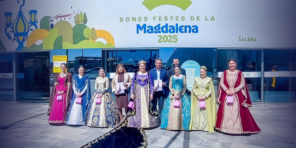 Los Caballers de la Conquesta y Na Violant Visitan Salera