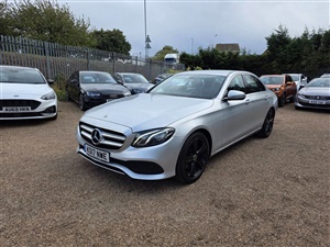 Large image for the Used Mercedes-Benz 220