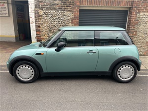 Large image for the Used Mini Hatch One