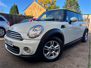 Large image for the Used Mini Hatch
