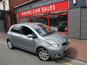 Large image for the Used Toyota YARIS