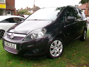 Large image for the Used Vauxhall ZAFIRA DESIGN CDTI
