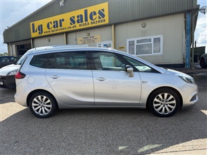 Large image for the Used Vauxhall ZAFIRA TOURER