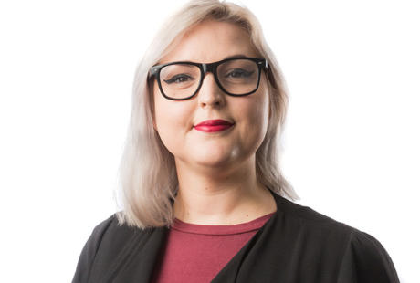 Alexandra Headshot