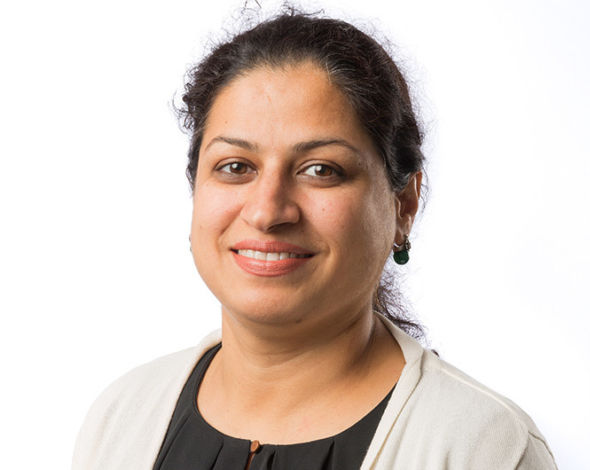 Neelu Headshot