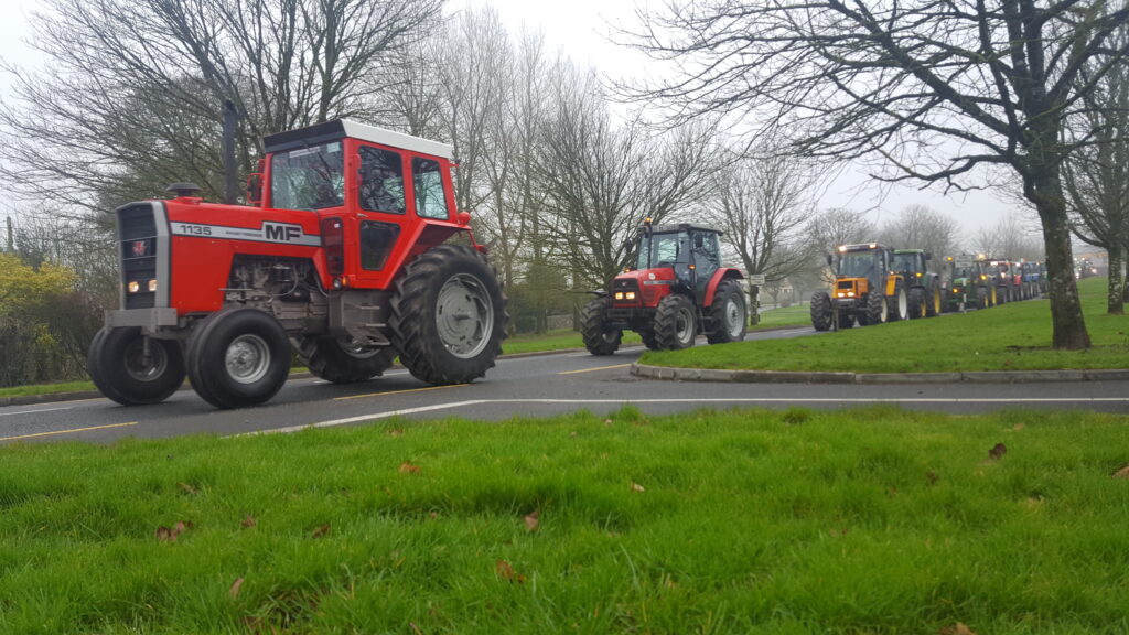Video Popularity of tractor runs continues to grow Agriland.co.uk