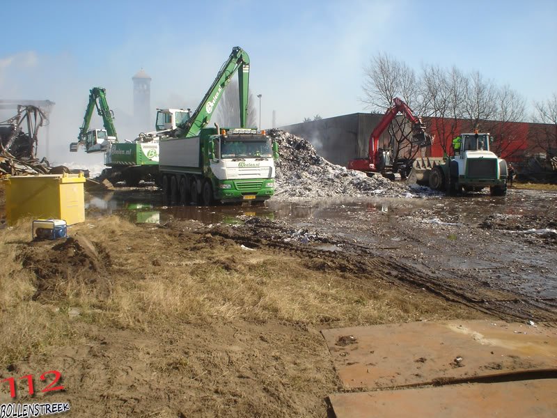 Zeer grote brand Velsen-Noord