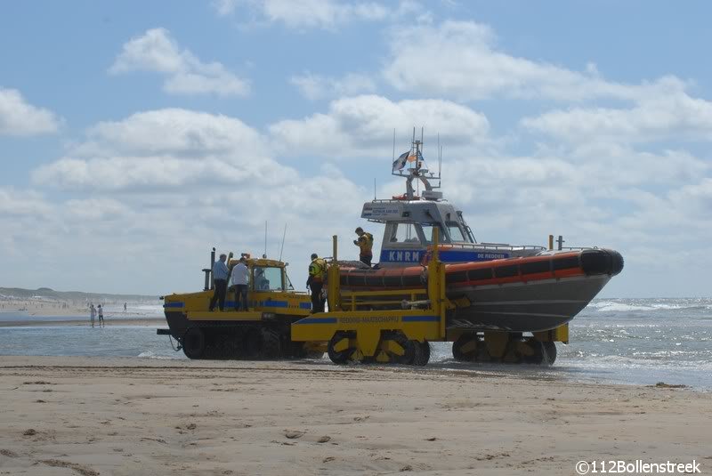 Grote zoekactie naar zwemmer Duindamseslag Noordwijk  (update)