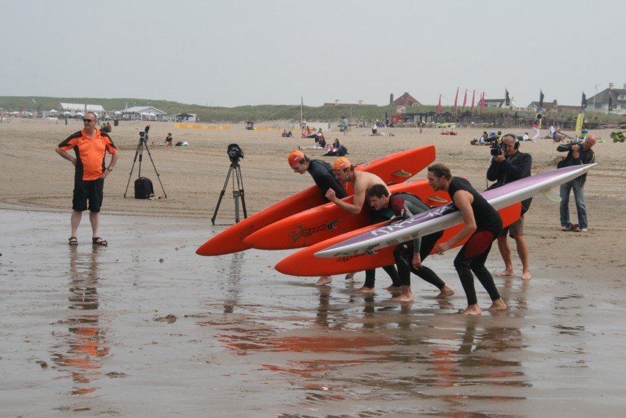 Reddingsbrigade oefend voor EK Life Saving Noordwijk