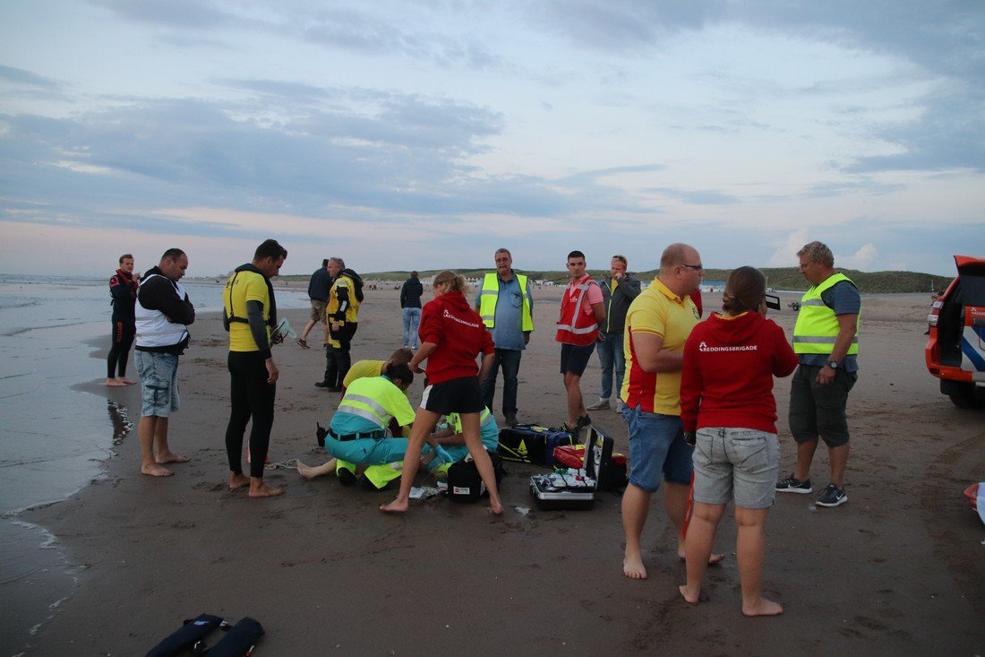 Grote oefening strand Katwijk