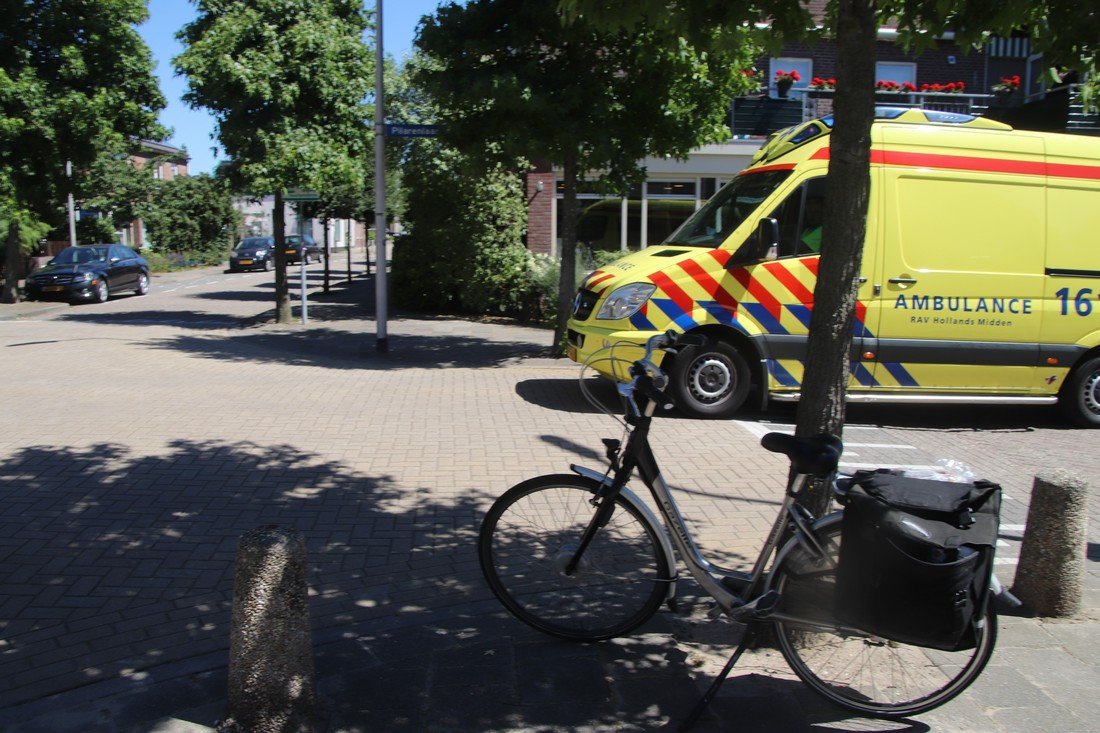 Ongeval fietsster met auto Kerkstraat Noordwijkerhout