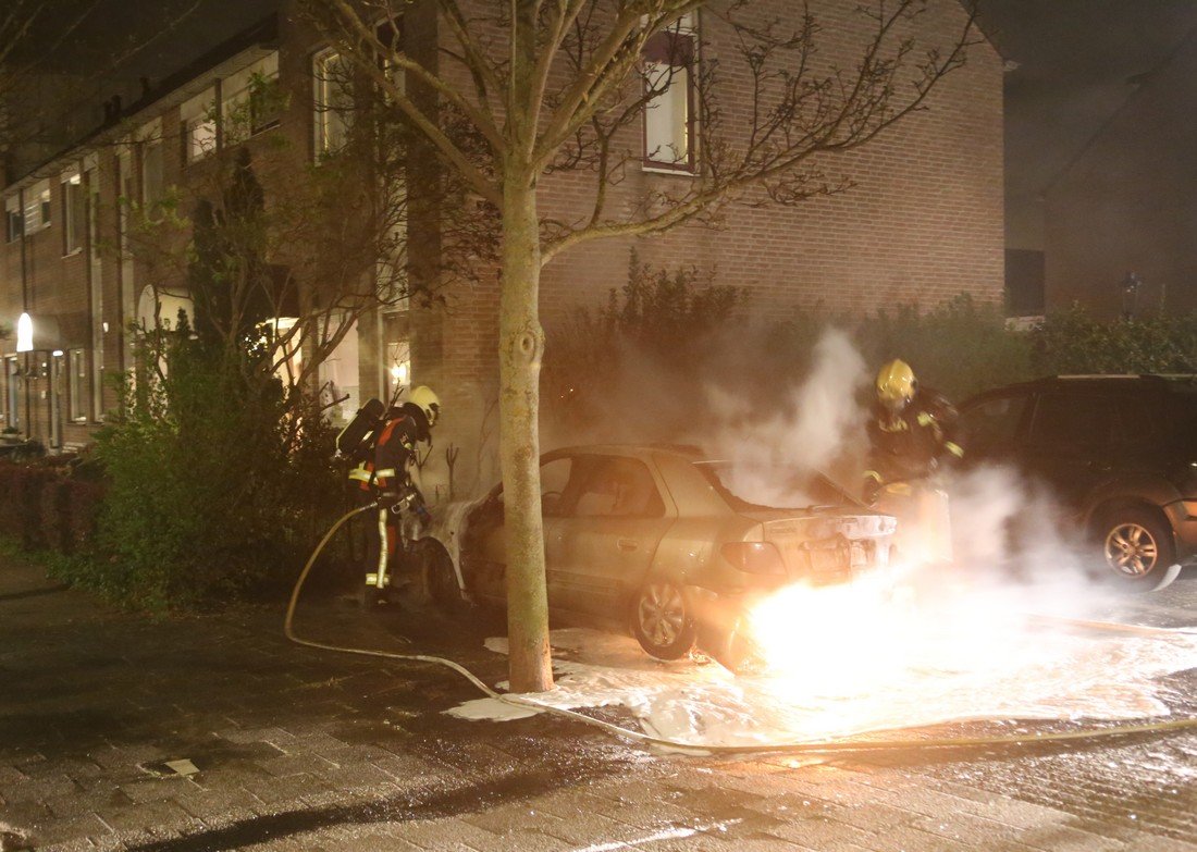 Auto brand volledig uit Westerhout Noordwijkerhout