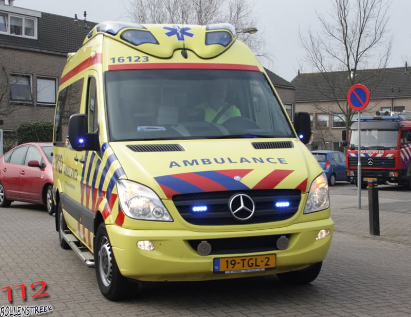 assistentie ambulance Goudenregenplatsoen Rijnsburg