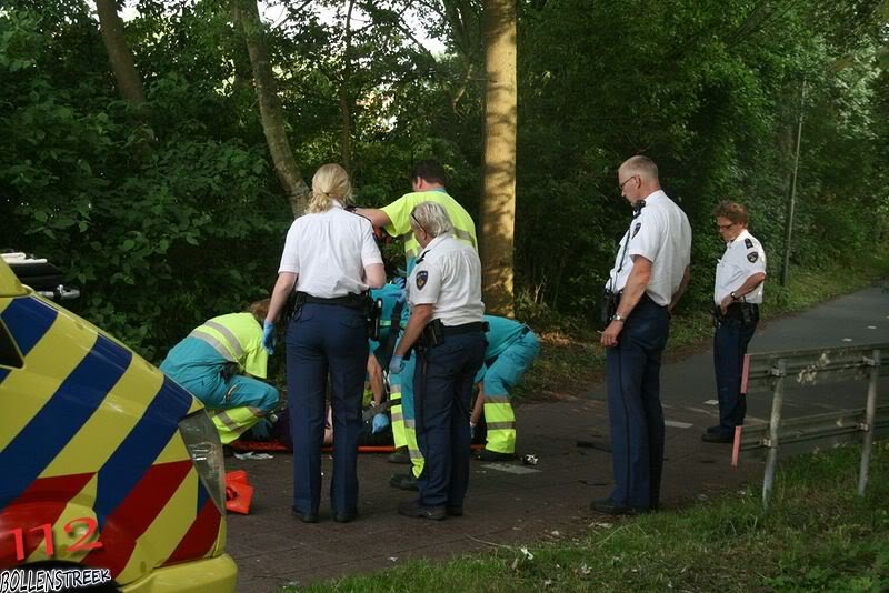 Aanrijding brommer/brommer Leidsevaart Voorhout