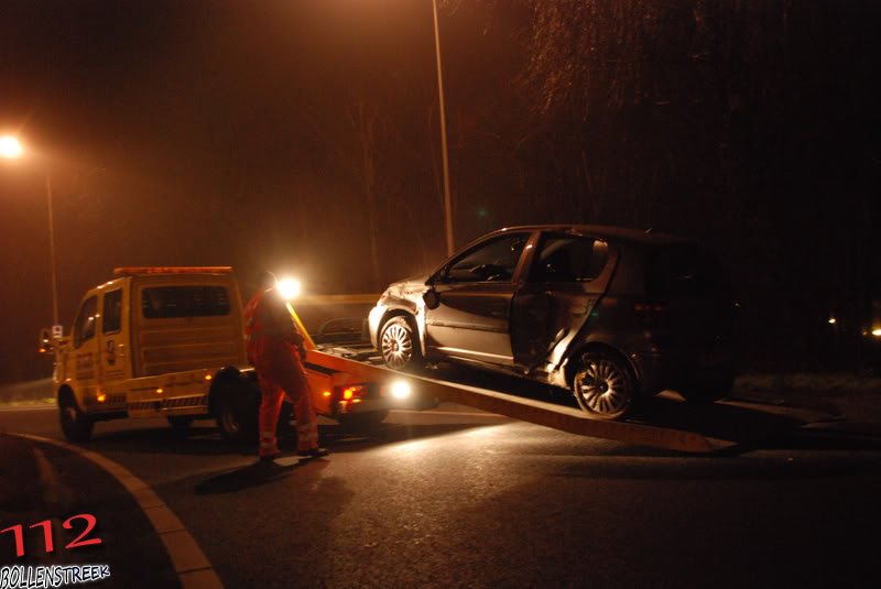 Auto op z'n kant Afrit N206 - Hoorneslaan Katwijk